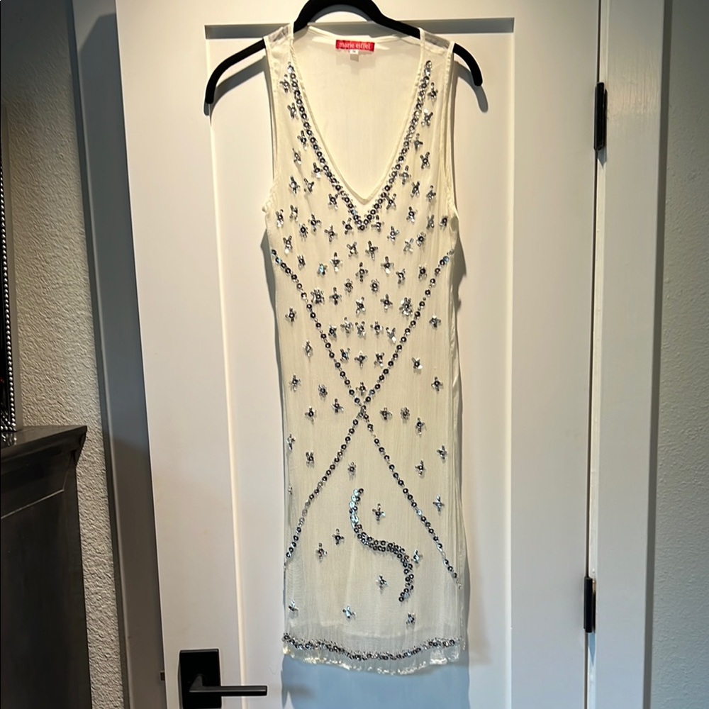 White Embellished Sleeveless V-Neck Sheath Midi Dress